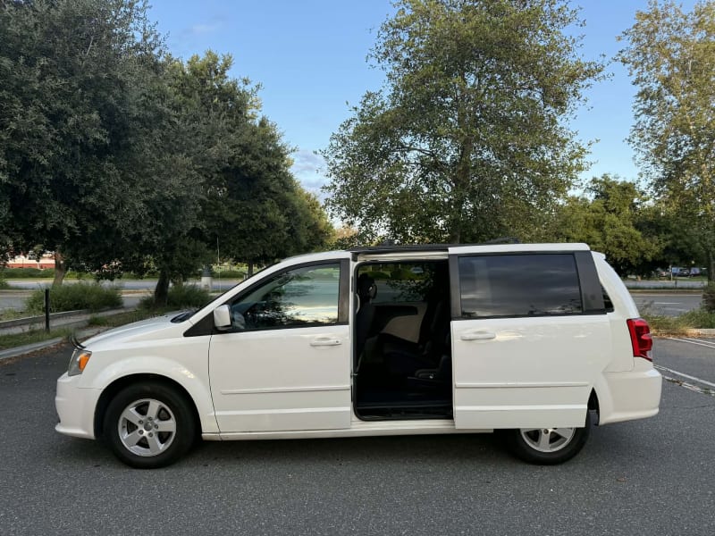 2013 DODGE Grand Caravan photo 9
