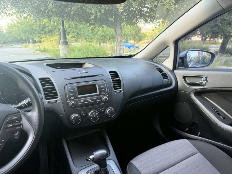 2016 KIA Forte photo 14