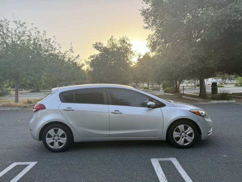 2016 KIA Forte photo 4