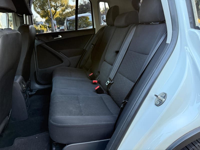 2014 VOLKSWAGEN Tiguan photo 10
