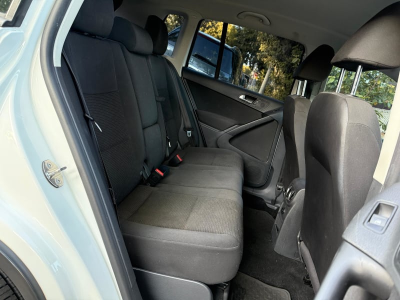 2014 VOLKSWAGEN Tiguan photo 11