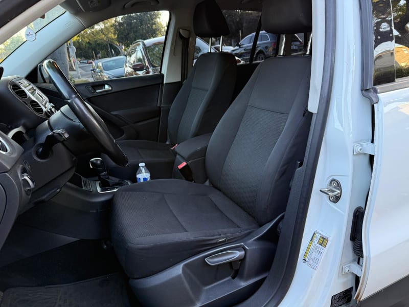 2014 VOLKSWAGEN Tiguan photo 9
