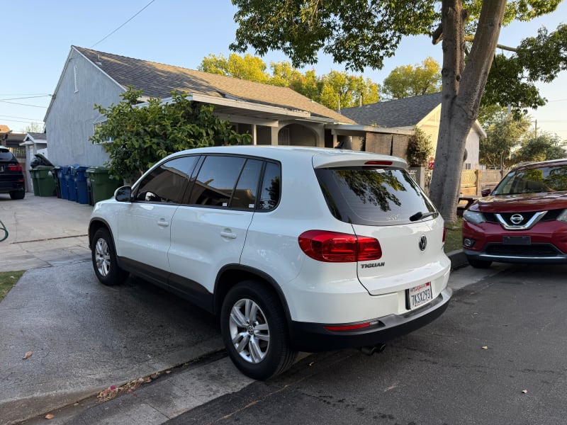 2014 VOLKSWAGEN Tiguan photo 8