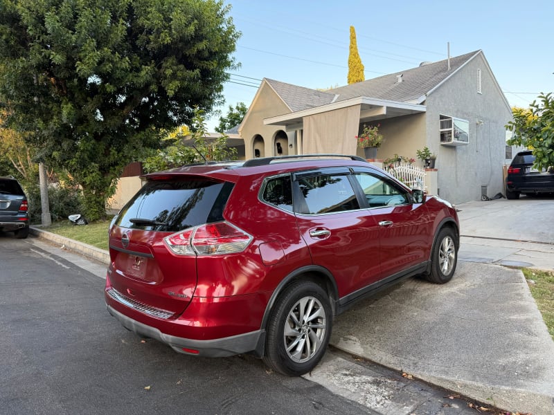 2015 NISSAN Rogue photo 5