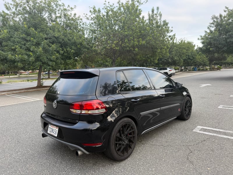 2010 VOLKSWAGEN GTI photo 5
