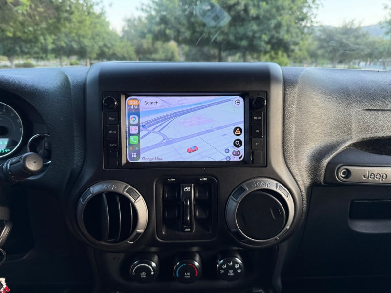 2015 JEEP Wrangler photo 16