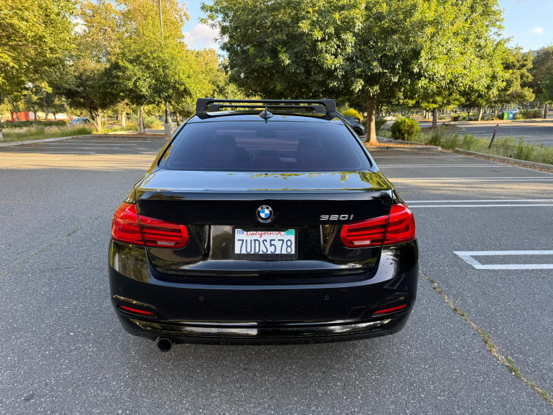 2016 BMW 320i photo 6