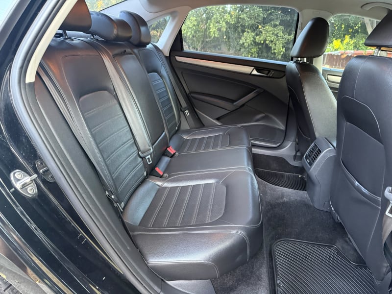 2015 VOLKSWAGEN Passat photo 9