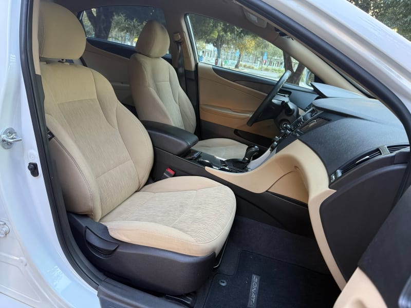 2012 HYUNDAI Sonata photo 12