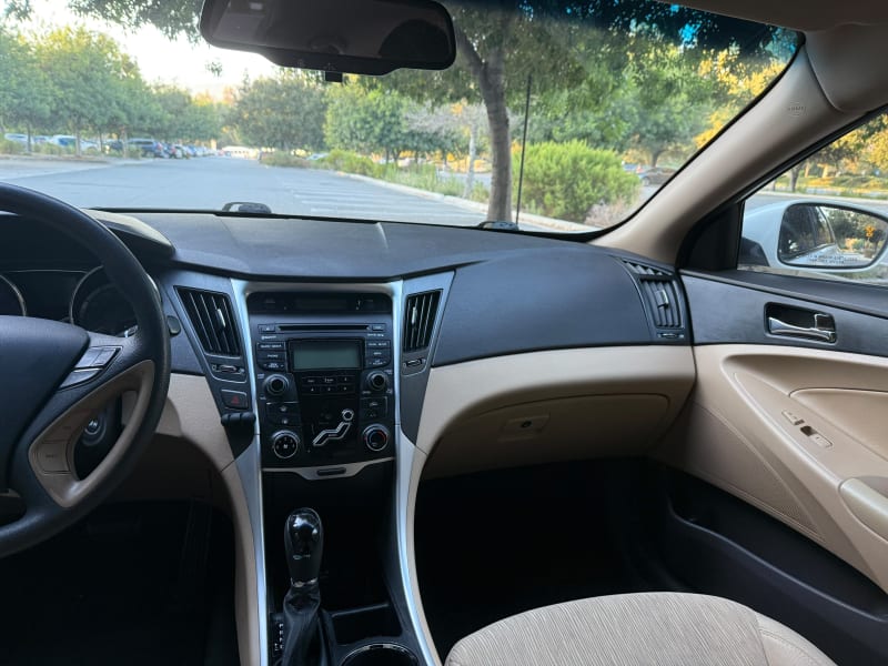 2012 HYUNDAI Sonata photo 16