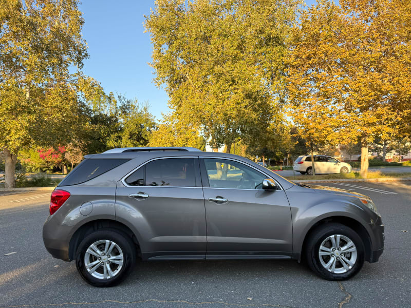 2012 CHEVROLET Equinox photo 4