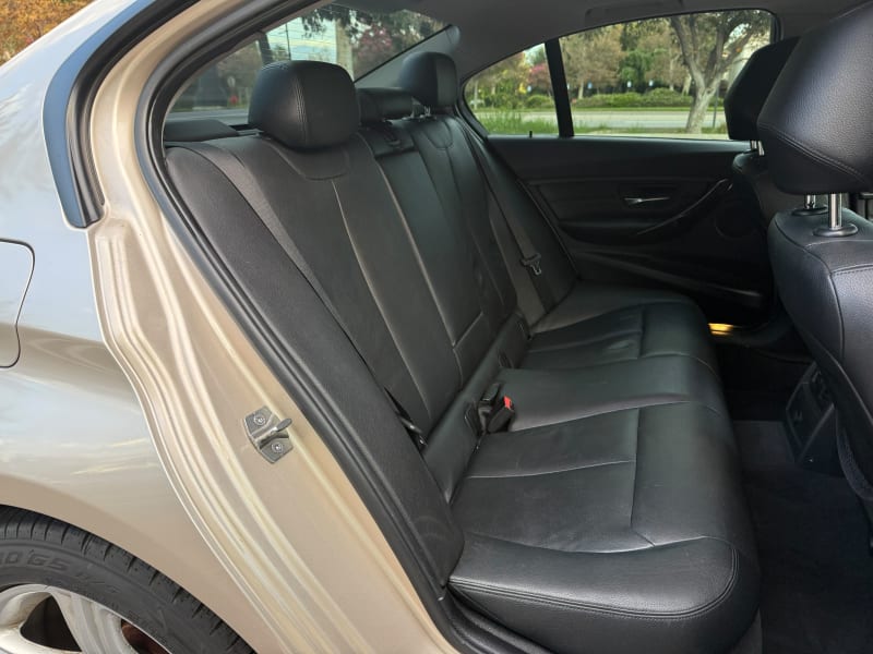 2013 BMW 3 Series 328i - Photo 11