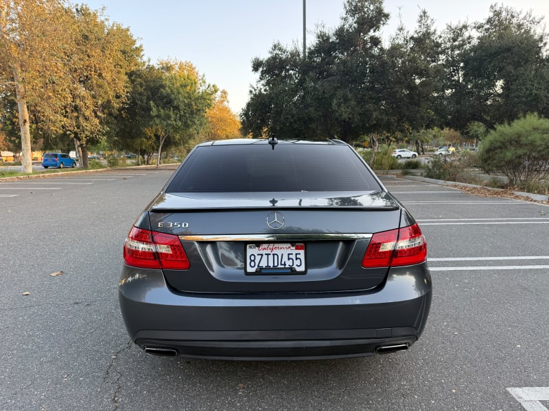 2013 MERCEDES-BENZ E-Class photo 6