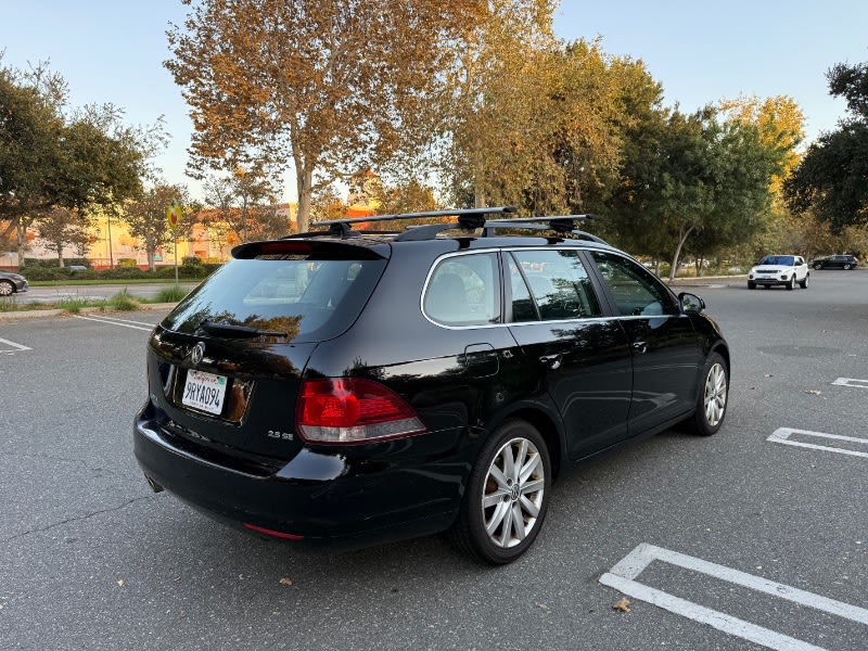 2013 VOLKSWAGEN Jetta SportWagen photo 5