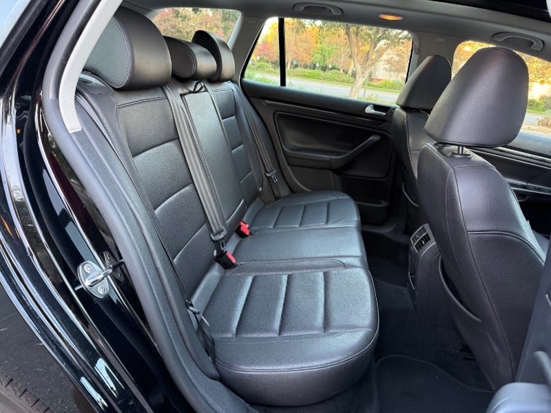 2013 VOLKSWAGEN Jetta SportWagen photo 13