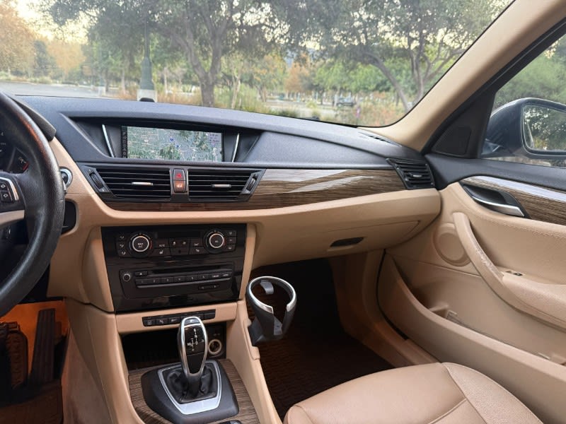 2014 BMW X1 photo 14