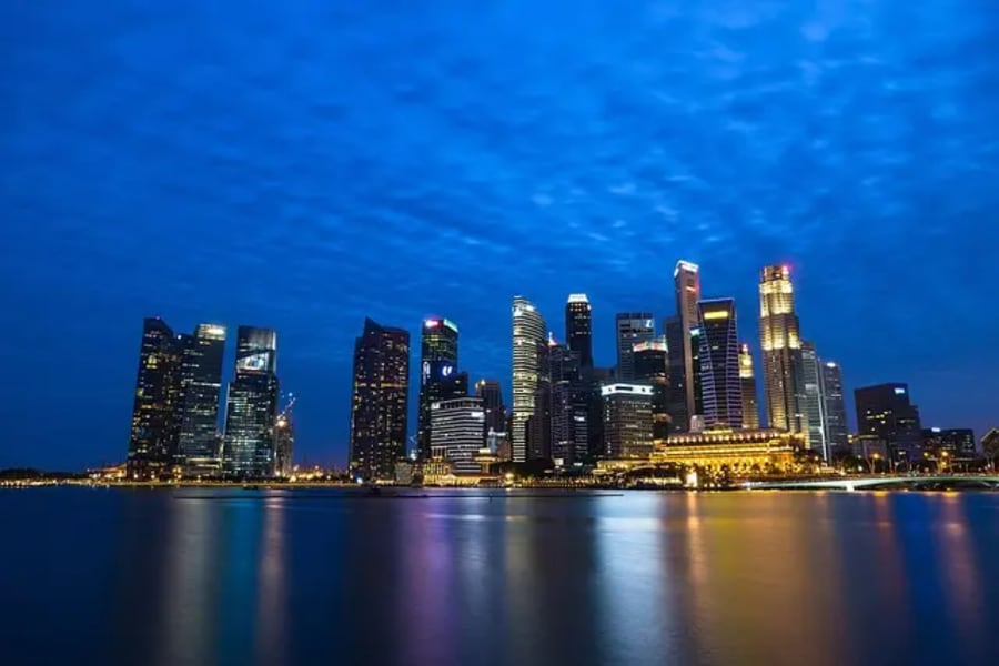 Vista panóramica de Singapur, una de las ciudades inteligentes más avanzadas de Asia.
