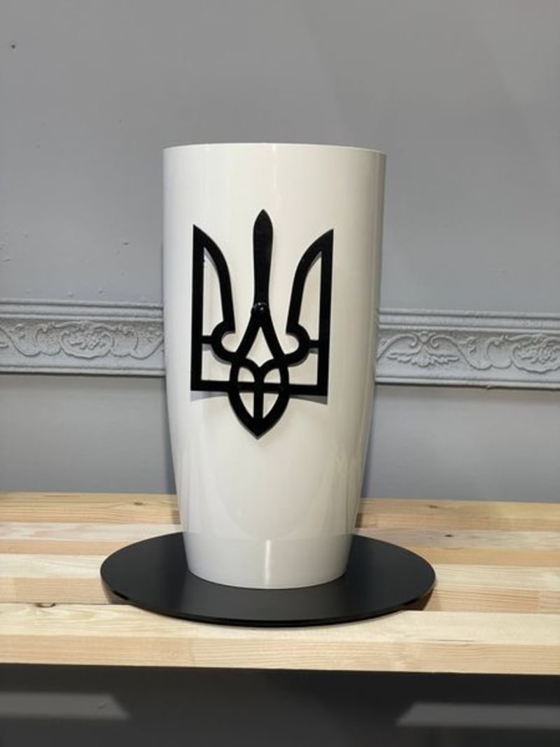 Ваза Тризуб Білий - 1
