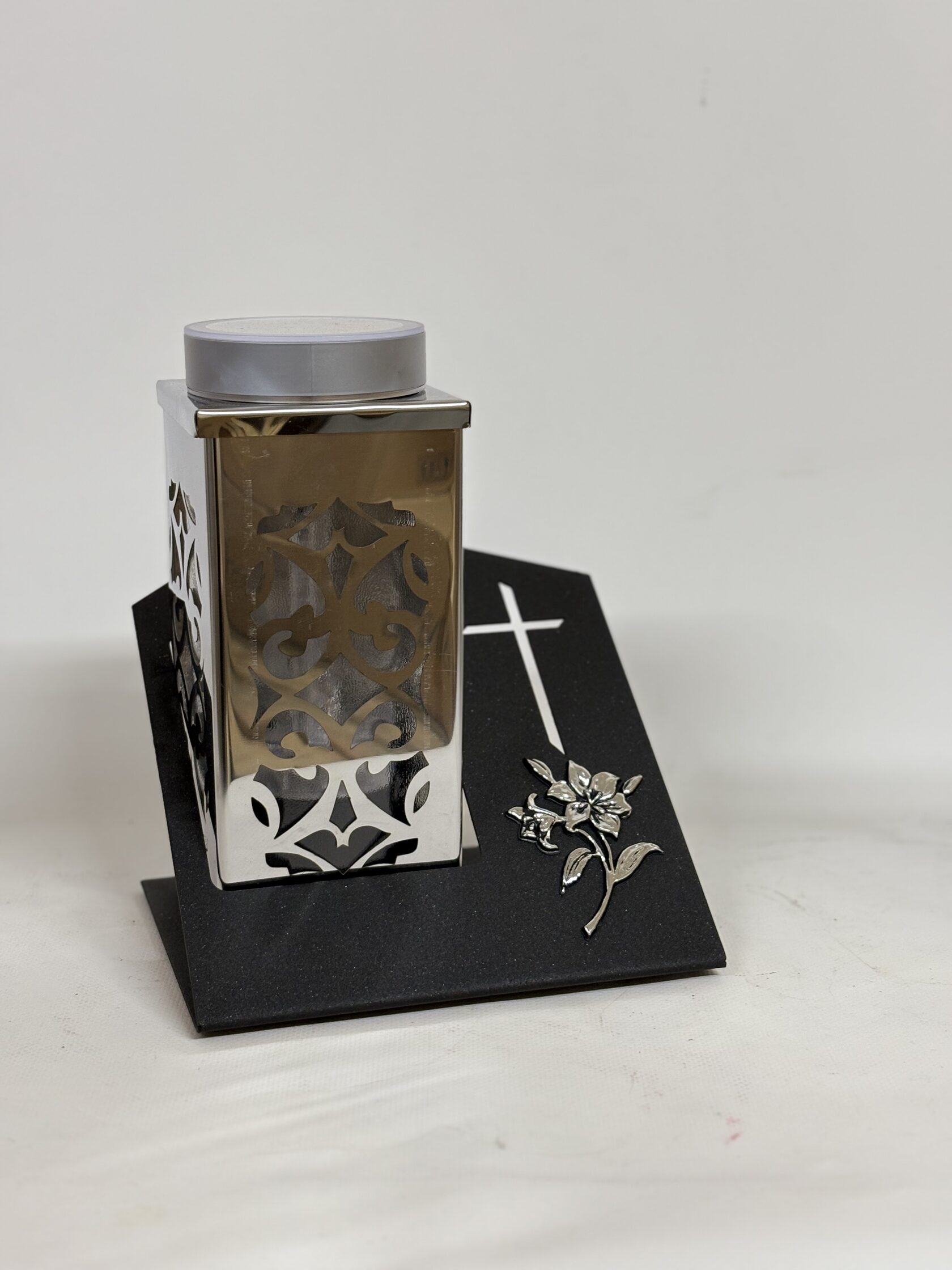 Прямокутна ЛІЛІЯ