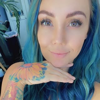 VANESSA DESIMONE•FINE LINE TATTOOS