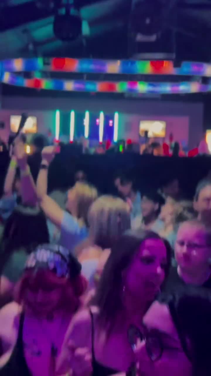 Nightlife photography