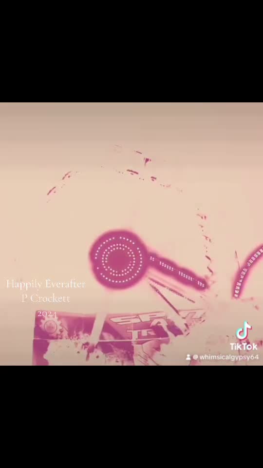 Distinctive Retro Accessories