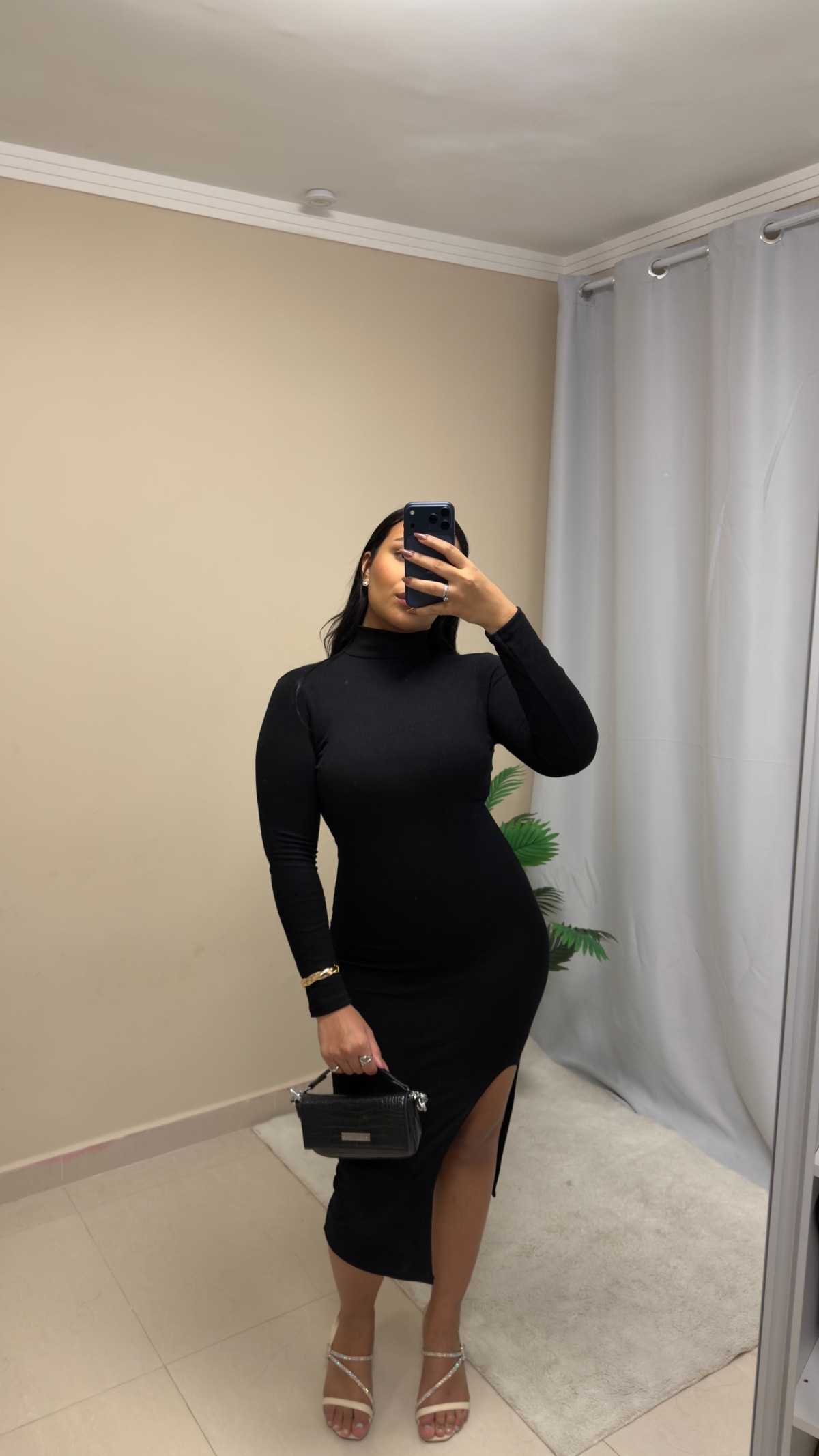 Vestido Midi Manga Longa da Bela & Ella em foto 4