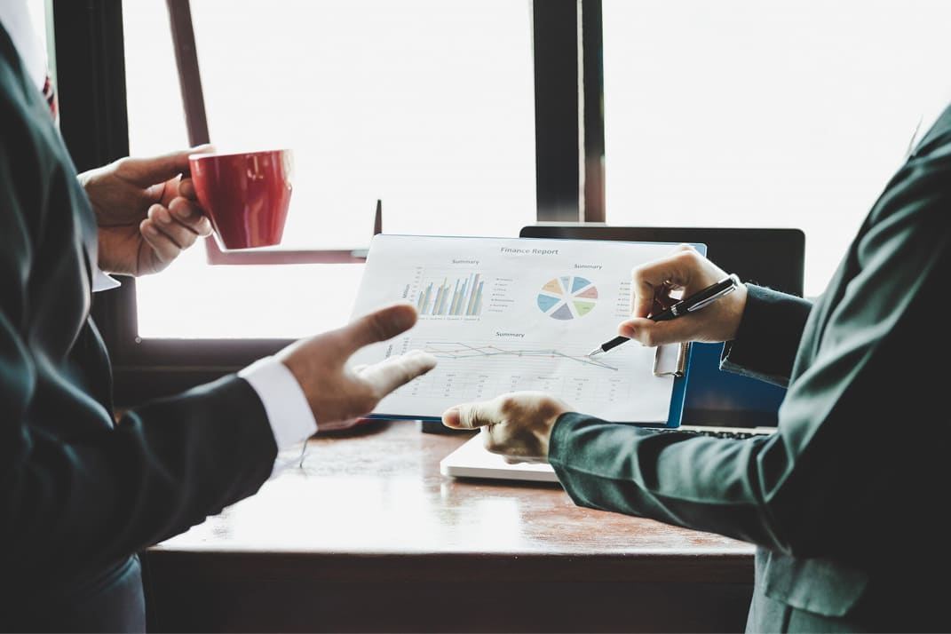 Advisors developing a corporate and business strategy