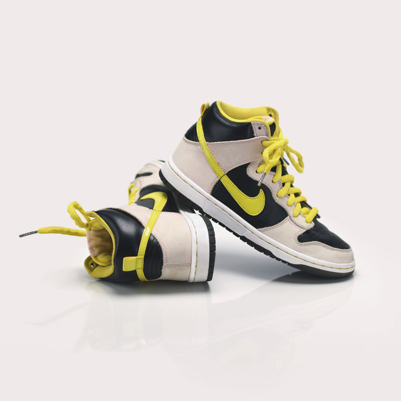 Indoor shoes