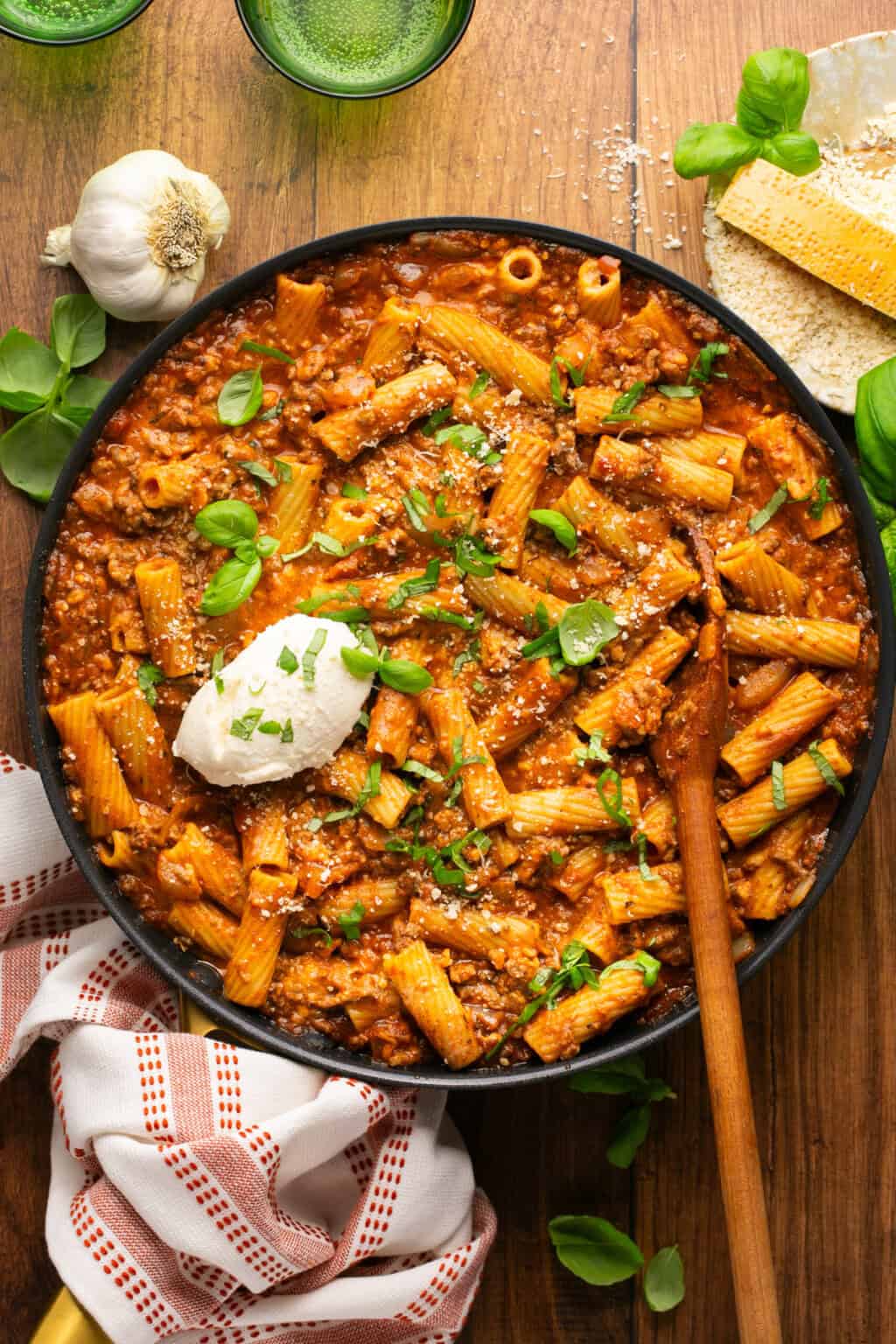 Lazy Lasagna Skillet with Ground Beef (No Raviolis)