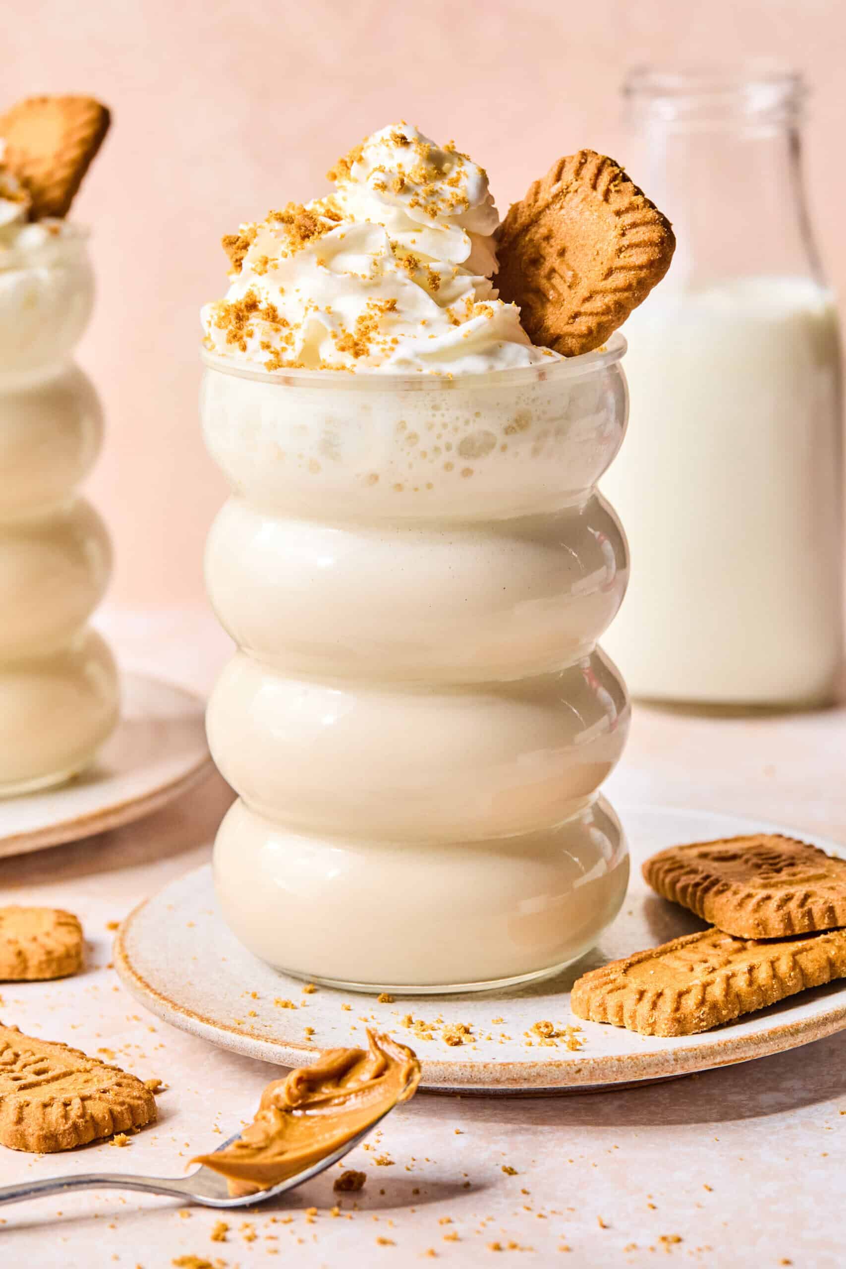 Biscoff Protein Smoothie (52g Protein, 5 Minutes)