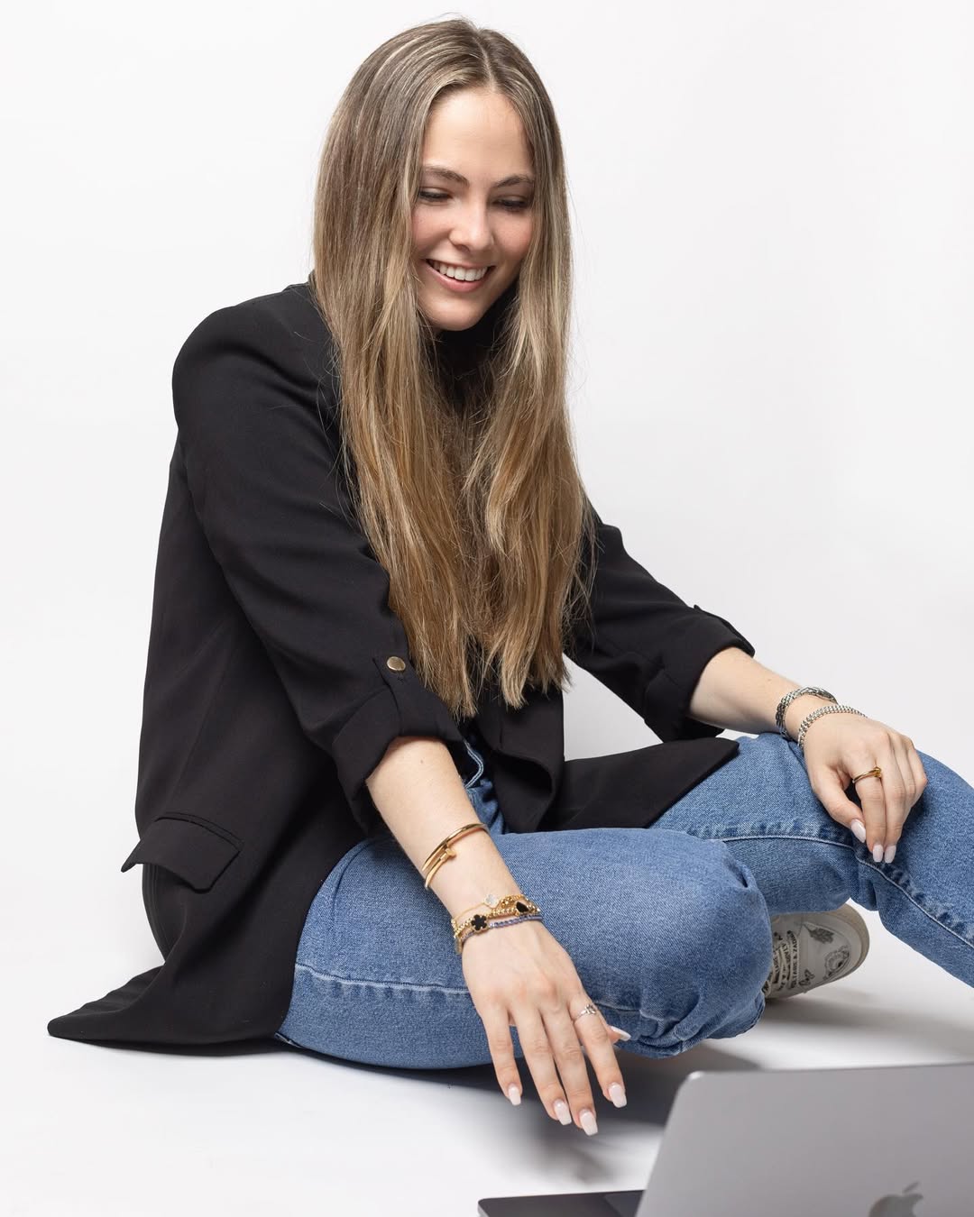 About Annie Rojzman