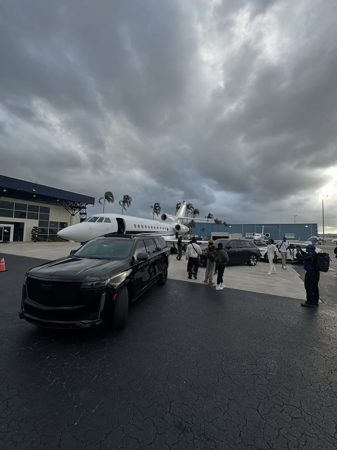 Luxury Car 4