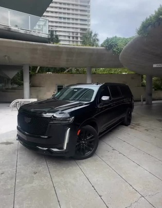 Luxury Car 5