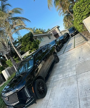Luxury Car 1