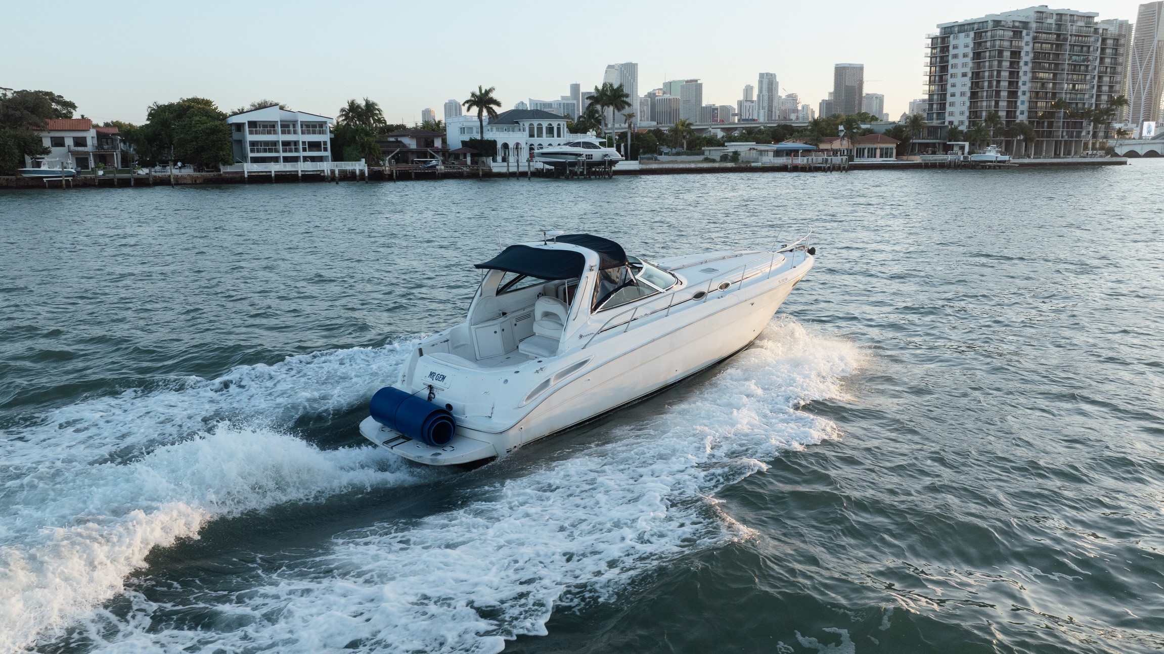 Yacht 3