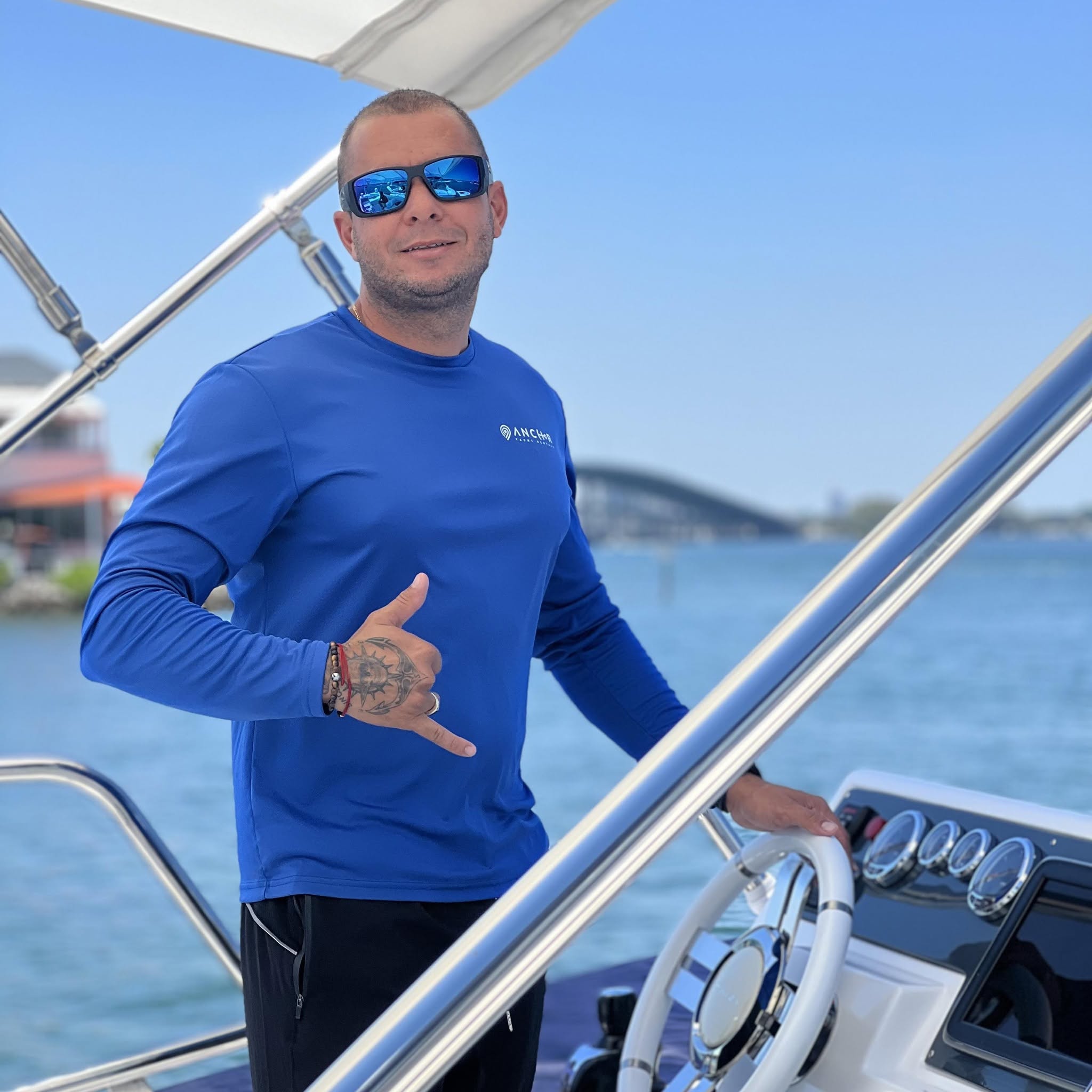Luxury Yacht Description