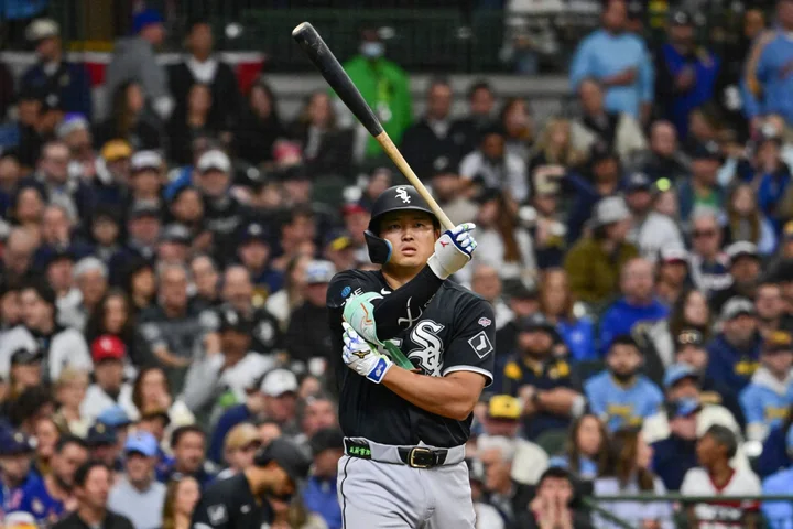 Murakami hits debut homer on historic day of MLB openers