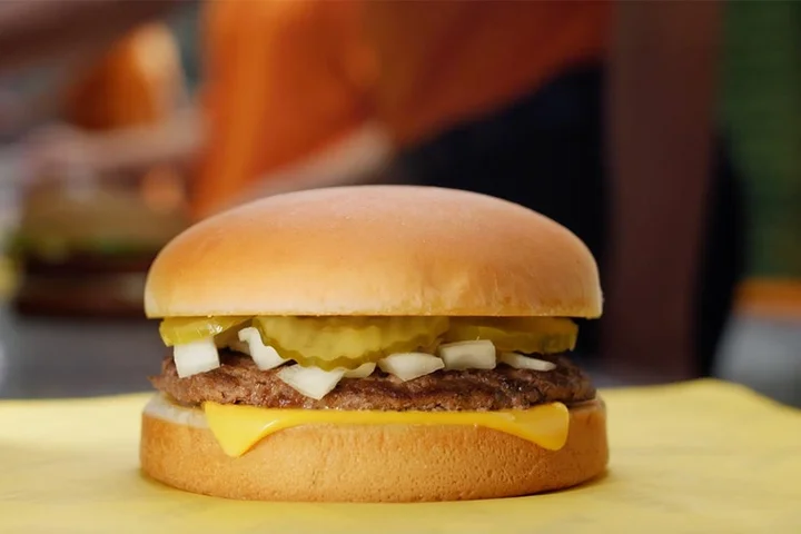 Texas fast-food chain delivers best burger value among top rivals