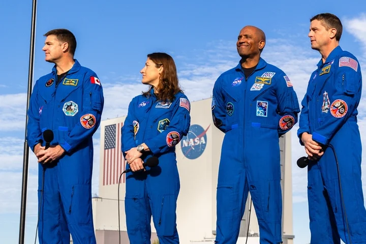 NASA astronauts enter final preparations for Moon mission