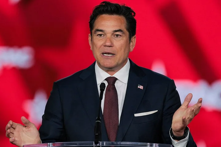 Dean Cain defends joining ICE after leftists 'shrieked' to defund police