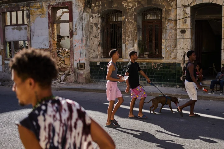 Mexico’s navy searches for two missing boats involved in Cuba aid convoy