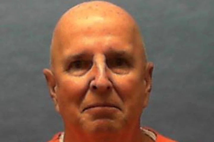 Execution of former Florida police officer convicted of raping and murdering 11-year-old girl is halted