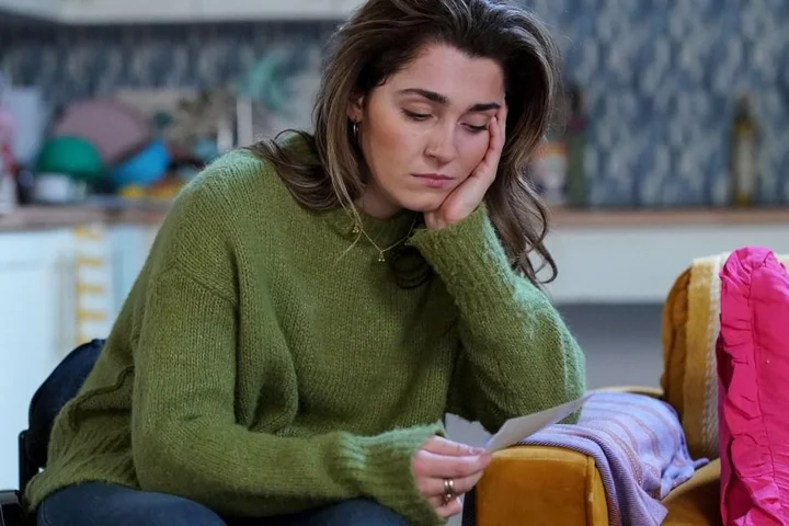 Vinny springs the ultimate surprise on EastEnders Penny amid devastating secret