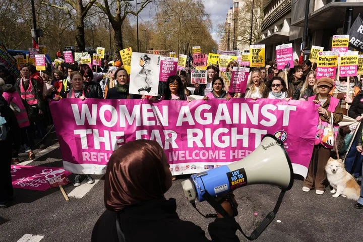 Right march – latest: Police brace for unrest as thousands of protesters descend on capital