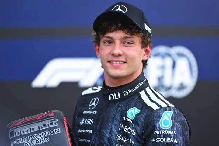 F1 Japanese GP LIVE: Race start time with Russell behind Antonelli in Mercedes battle