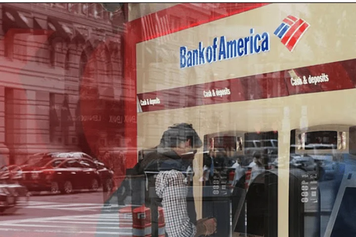 Paris 'terror attack' foiled as suspect held over ‘bomb plot’ outside US bank