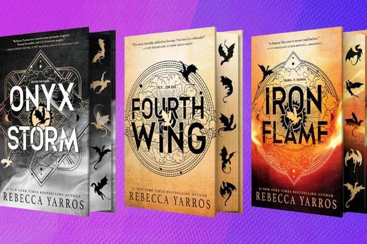 You Can Buy Fourth Wing and Iron Flame, and Get Onyx Storm for Free Right Now in Amazon's Spring Sale