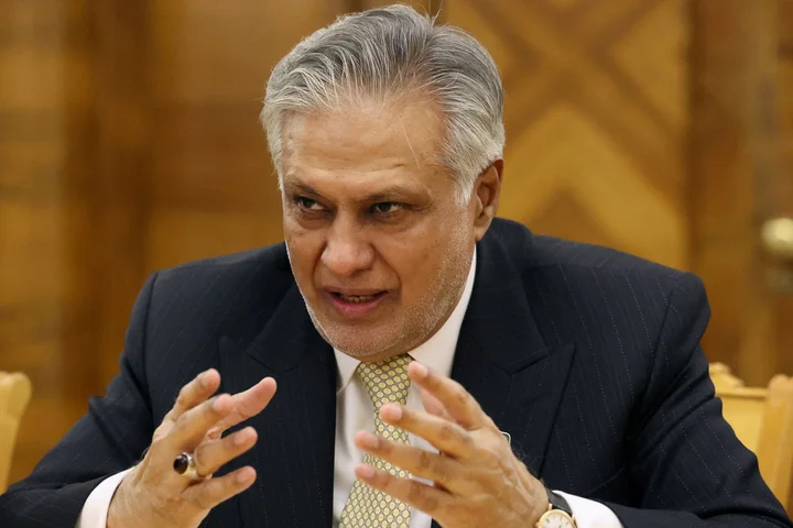 Pakistan secures Iran deal to send 20 ships through Strait of Hormuz