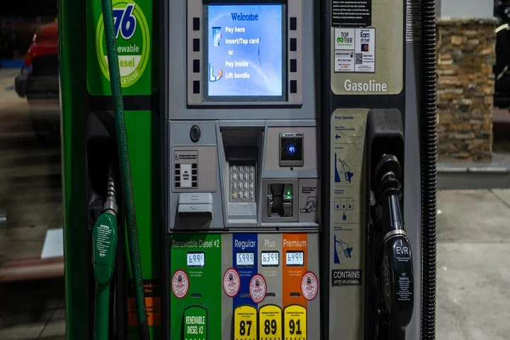 CBS News gas and oil price tracker shows how much energy costs are rising